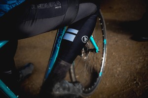 E1053BK Ocieplacze nóg Pro SL p2.jpg