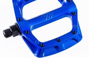 Pedały DMR V8 niebieskie p3.jpg