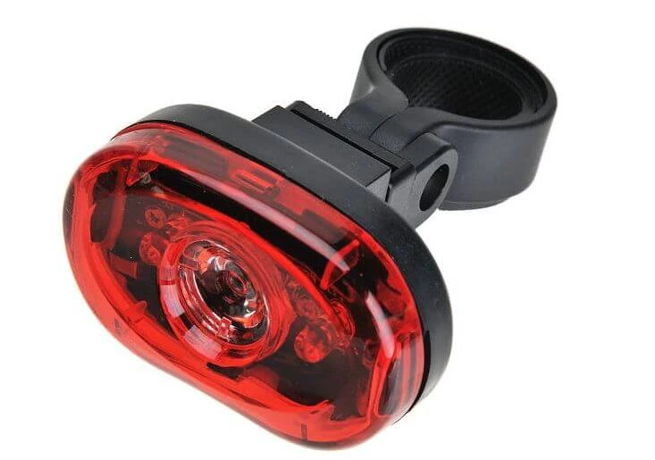 Lampka rowerowa tylna X-Light 0,5W Super Led + 2xAAA Baterie.jpg