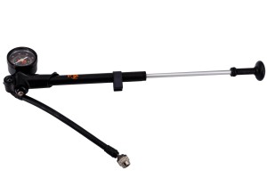 Pompka do amortyzatorów Fox 350PSI p2.webp