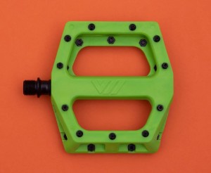 Pedały DMR V11 - Zielone p3.webp