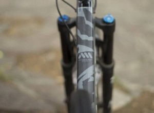 AMSFG2DTCM Naklejki ochronne AMS Frame Guard Extra Digital Camo p4.webp