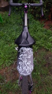 Błotnik tylny Mad Tail Custom Ryboczlek p3.webp