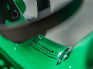 Rower Specialized Epic World Cup Expert Gloss Electric Green Forest Green Pearl 2024 p12.webp