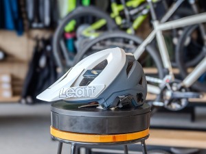 Kask Rowerowy Leatt MTB Enduro 3.0 V25 White p13.webp