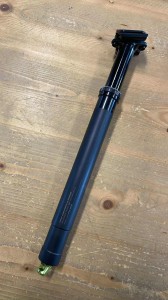 Sztyca regulowana OneUp V3 dropper post 31.6mm 180mm rys.webp