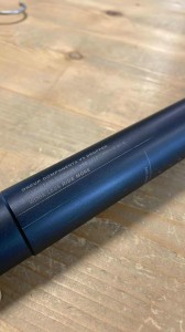 Sztyca regulowana OneUp V3 dropper post 31.6mm 180mm rys p2.webp