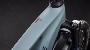Rower Cube Stereo Hybrid ONE44 Pro 800 FE vulcan'n'orange 2026 p4.webp