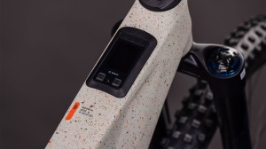 Rower Cube Stereo Hybrid 177 C62 Super TM 600X reedbeigegrit'n'orange 2026 p2.webp