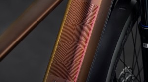 Rower Cube Kathmandu Hybrid Pro 800 sunglow'n'chrome 2026 p3.webp