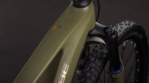 Rower Cube Stereo Hybrid ONE44 Pro 800 dustyolive'n'gold 2026 p3.webp