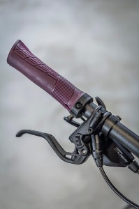 Rower Cube Stereo Hybrid ONE22 Pro 600 Wh amarone'n'grey 2025 p11.webp