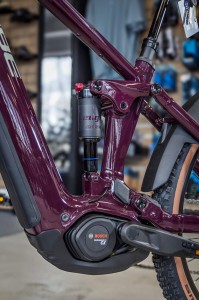 Rower Cube Stereo Hybrid ONE22 Pro 600 Wh amarone'n'grey 2025 p13.webp