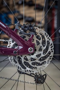 Rower Cube Stereo Hybrid ONE22 Pro 600 Wh amarone'n'grey 2025 p15.webp