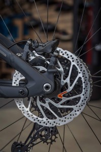 Rower Cube Stereo Hybrid ONE22 Pro 600 night'n'chrome 2026 p19.webp