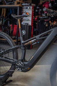 Rower Cube Stereo Hybrid ONE44 HPC AT 800 carbon'n'gold 2026 Sklep Rowerowy Częstochowa BikePark24 p2.webp