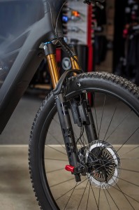 Rower Cube Stereo Hybrid ONE44 HPC AT 800 carbon'n'gold 2026 Sklep Rowerowy Częstochowa BikePark24 p3.webp