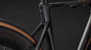 Rower Cube Attain C62 SLT carbon'n'coalchrome 2026 p7.webp
