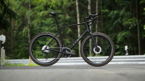 Rower Cube Attain C62 SLT carbon'n'coalchrome 2026 p9.webp