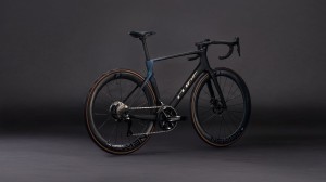 Rower Cube Agree C62 SLT black'n'black 2026 p2.webp