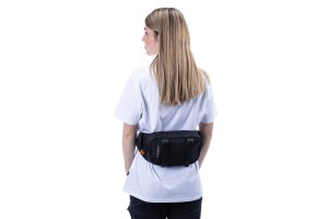 Nerka Cube Hip Bag Pure 2 p5.webp
