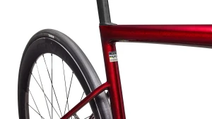 Rower Specialized Tarmac SL8 Pro Sram Force AXS Gloss Red Sky Chrome 2026 p6.webp