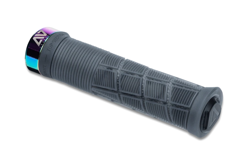 Chwyty Cube Acid Disrupt translucent black'n'oil slick.webp