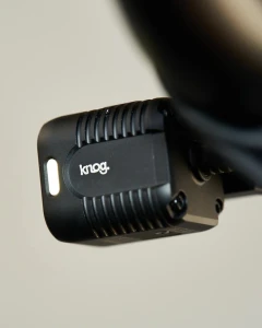 Lampka rowerowa przednia Knog Blinder E 900 Front E-Bike Light p9.webp