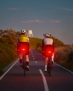 Lampka rowerowa tylna Knog Blinder Link Saddle p7.webp