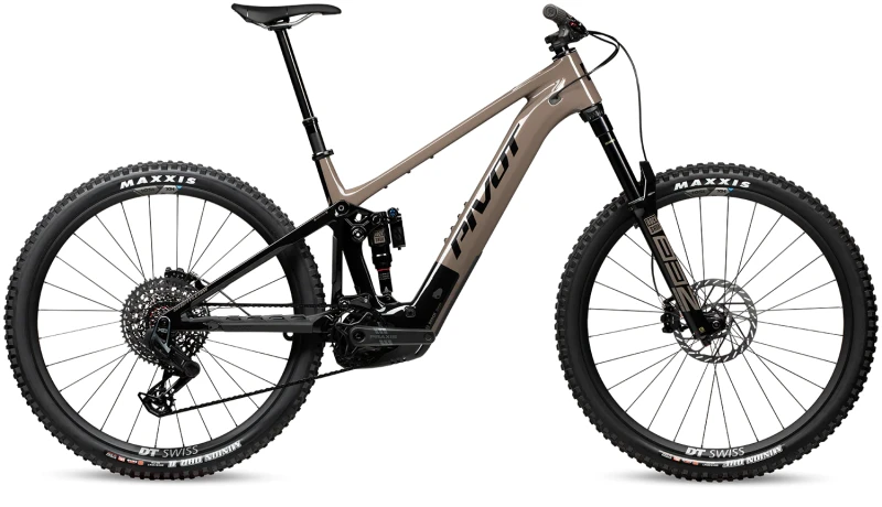 Rower Pivot Shuttle AM Pro X0 Eagle Transmission (2026 Spec) Badlands Brown.webp
