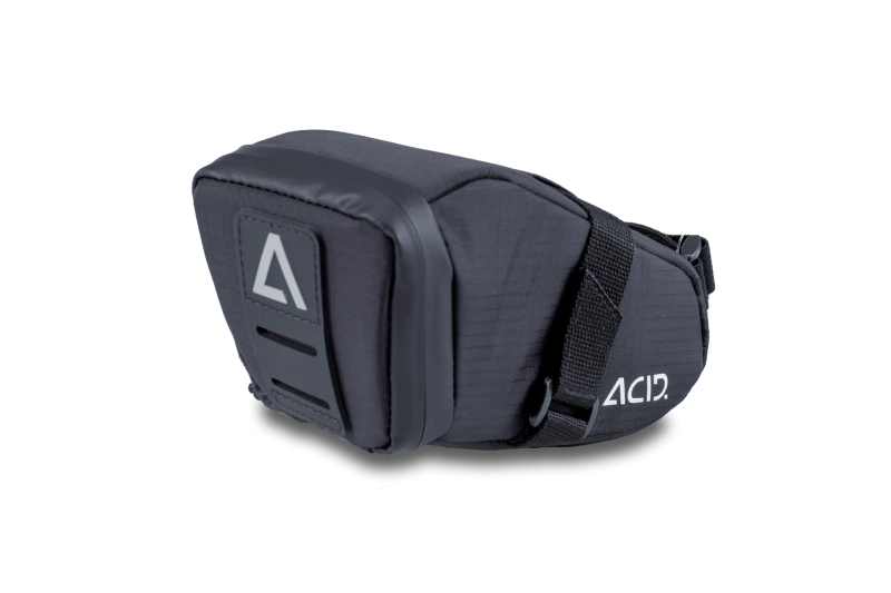 Torba podsiodłowa ACID PRO M 0.8L – czarna.png