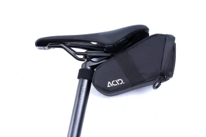 Torba podsiodłowa ACID PRO M 0.8L – czarna-3.jpg