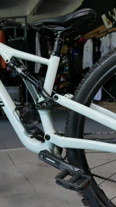Rower Specialized Stumpjumper Alloy Gloss CA White Sage Black p11.webp