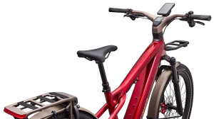 Rower Specialized Turbo Vado 3 X 6.0 Gloss Ruby Metallic Gloss Gold Foil 2027 p4.webp