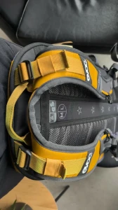 Plecak Evoc FR Trail E-Ride 20 L loam - carbon grey o1.webp