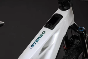 Rower Cube Stereo Hybrid ONE44 HPC Pro 800 metallicwhite'n'blue 2027 p3.webp
