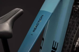 Rower Cube Reaction Rookie Hybrid 540 surfblue'n'black 2027 p3.webp