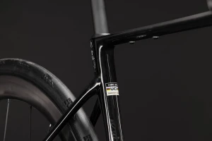 Rower Cube Attain C62 SLT carbon'n'white 2027 p10.webp
