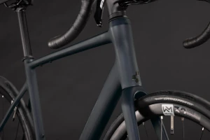 Rower Cube Attain SLX black'n'chrome 2027 p7.webp