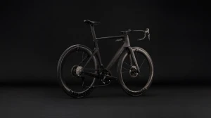 Rower Cube Litening Aero C68X Race carbon'n'chrome 2027 p3.webp