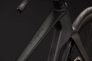 Rower Cube Litening Aero C68X Race carbon'n'chrome 2027 p7.webp