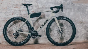 synqup_1132930_O_00.jpg