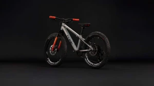Rower Cube Reaction 200 Pro prizmpolished´n´red 2027 p5.webp