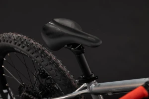 Rower Cube Reaction 200 Pro prizmpolished´n´red 2027 p8.webp