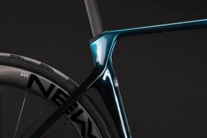 Rower Cube Agree C62 Race chromeblue´n´liquidblue 2027 p9.webp