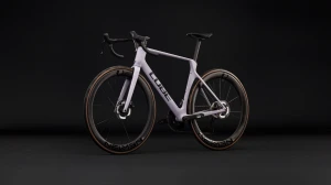 Rower Cube Agree C62 Race lilacfibre´n´black 2027 p4.webp